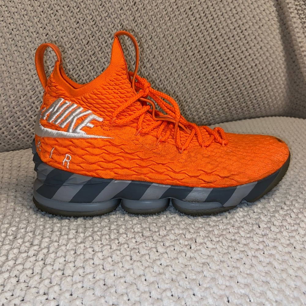 Limited Edition Lebron 15 Orange Box Basketball Shoes - Picture 5 of 15